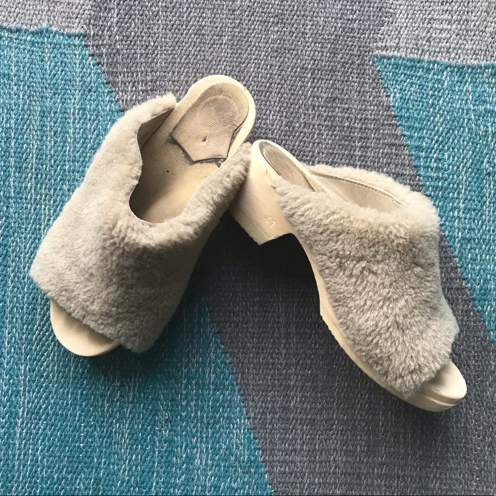 No. 6 cream furry shearling clog mules size 41